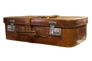 Vintage Luggages rental in Milan Italy